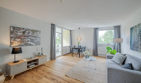 First occupancy after renovation: Energy-efficient, great 3-room apartment Wannsee without estate agent