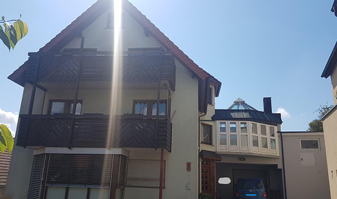 Großzügige Maisonette-Wohnung mit Wintergarten