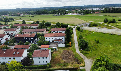 Baugrundstück voll erschlossen