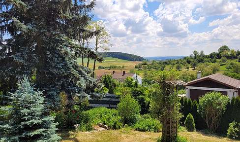 50.000.- Euro price reduction! Natural paradise with high-quality property in a quiet, top location on the outskirts!