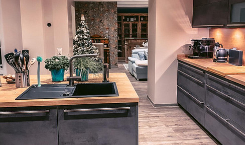 Barrier-free "SENIOR APARTMENT" for 3-person shared flat or also suitable as an investment.