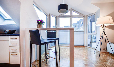 furnished apartment above the rooftops of Cologne// monthly installment all in!