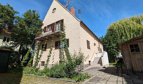 Charming former vicarage in Markt Schwaben ! REDUCED !