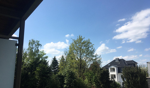 Zentrale und ruhige, helle 3,5-Raum-Erdgeschosswohnung mit sonnigem Balkon in Hattingen Innenstadt