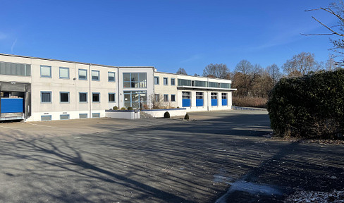 Lager- und Logistikhallen mit hellen Büroräumen ges. 2300m2 + Außenfläche ca. 5000m2
