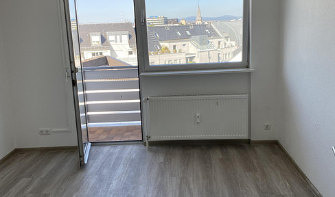 Moderne 1-Zimmerwohnung mit Einbauküche in zentraler  Lage von Mainz