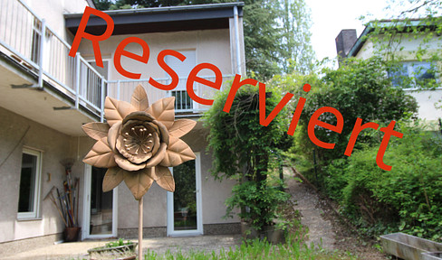 Einfamilienhaus im Grünen mit idealer Anbindung