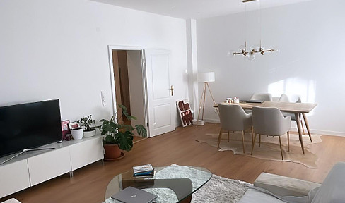 Fantastic 3-room apartment on the 1st floor with EBK close to the center in Glockenhof