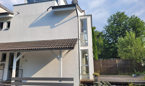 Modern semi-detached house with terrace, garden, fitted kitchen and new bathroom in Windhagen