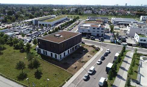 Bürofläche / Wohnen mit Terrasse provisionsfrei* Bad* Küche direkt an Wasserburger Landstraße