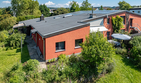 Unique multi-generational property: 2-3 apartments, hall & offices, pool & natural idyll, divisible