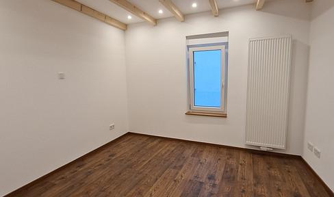 Möblierte gemütliche 2,5 Zimmer-Wohnung
