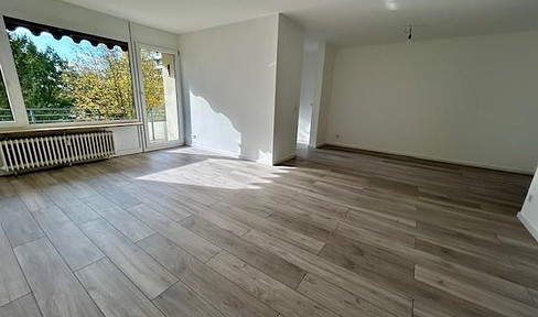 Erstbezug nach hochwertiger Modernisierung*helle 3 Zi.-Whg.*85 m²*Balkon**Provisionsfrei**