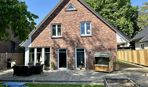 Detached house - detached, 6 rooms, best location in Elmshorn