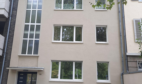 Core renovated ground floor apartment 4 rooms+KDB, terrace, garden in Mönchengladbach near BAB A 52 Düsseldorf