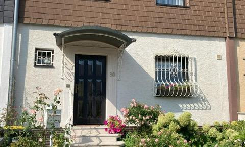 Terraced house on the outskirts of the village from private bidder