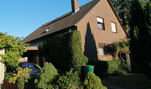 One/two-family house with large garden in Edemissen (Peine district)