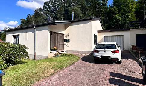 Freistehender, modernisierter Bungalow in Blieskastel !!!