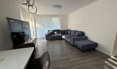 Commission-free 3.5-room apartment (78 sqm) - Elegant oasis in a central location!