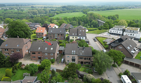 Von Privat: Doppelhaushälfte mit vielseitigem Wohnkonzept in begehrter Lage - Seltene Gelegenheit