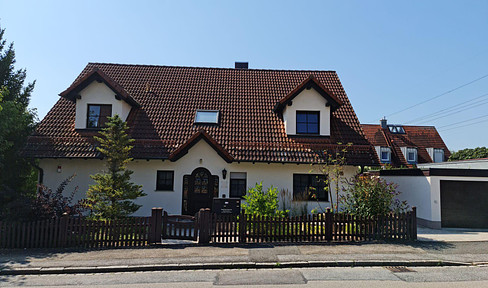 Stylish two-family house in Stein (Deutenbach) near Nuremberg - commission-free -