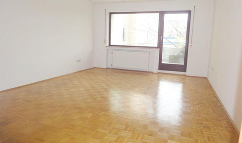 Beautiful, bright 2 room apartment with fitted kitchen, balcony and parking space in Cologne - Braunsfeld