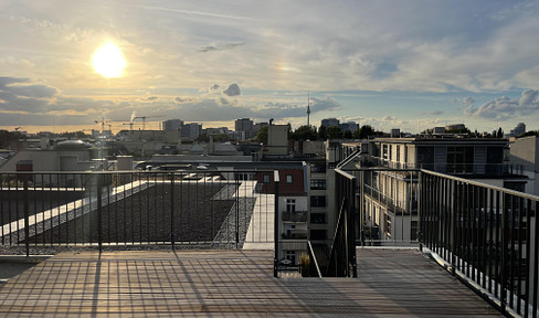 Penthouse mit Aufdachterrasse und Blick auf den Fernsehturm - Neubau -  Energieeffizienzklasse A+