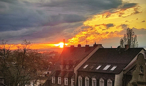 Sehr helle 4 Zimmer Wohnung mit hervorragender Aussicht am Fuße der Mathildenhöhe