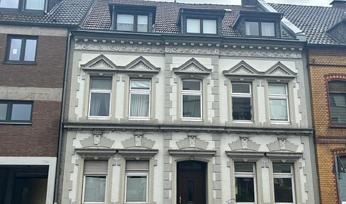 Newly refurbished -beautiful 3-room apartment, upper floor2/ground floor