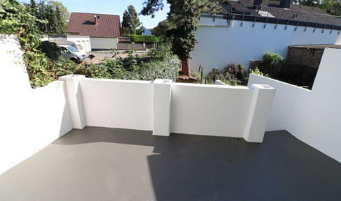 Schöne 2-Zimmer Altbauwohnung mit Balkon und Garten zur alleinigen Nutzung