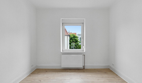 Perfectly renovated detached house with terrace and 2 parking spaces