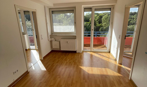 Modern 3-room apartment with balcony - ideal for families or couples