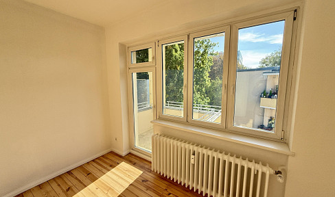 Bright 3 room apartment - freshly renovated - from private owner