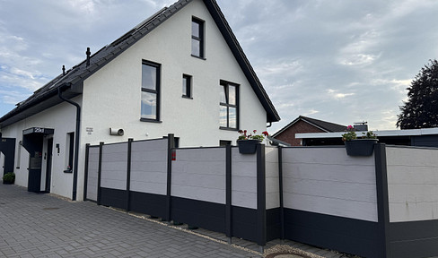 Luxury DHH in Elmshorn, very quiet (dead end) Without estate agent!