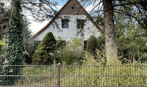 Detached house in Brusendorf in need of renovation for temporary rental