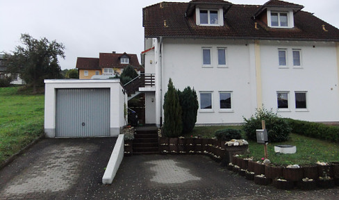 Zu Miete: Einfamilienhaus(Doppelhaushälfte) in 55543 Bad Kreuznach