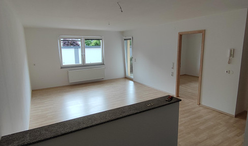 Top location energy-saving apartment! Central but quiet. Balcony. Available immediately or later