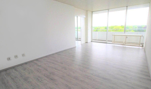 Attractive and well-kept 4-room apartment with balcony in Kerpen