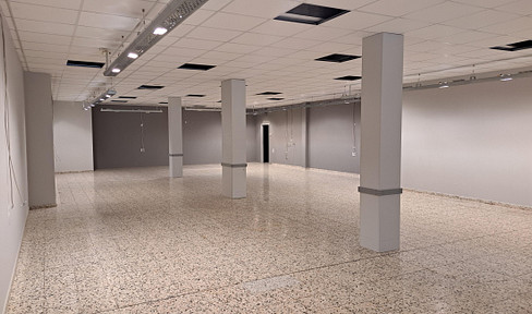 Commercial property for sale/rent, city center of Plattling.