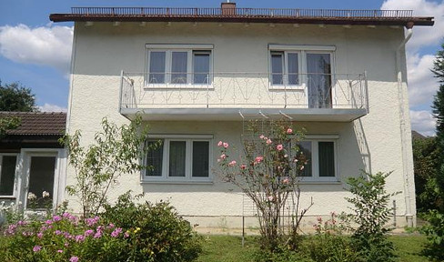 Detached house in quiet residential area of Winhöring