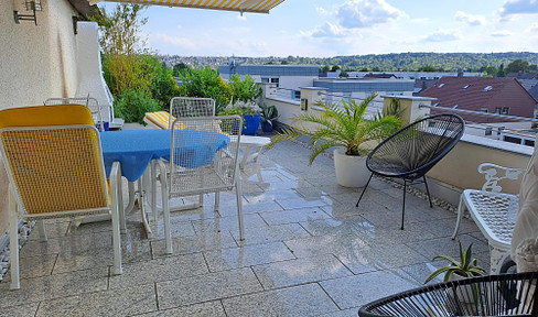 Penthouse 4,5 Zimmer mit Aussicht in Echterdingen