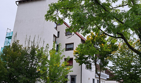 Stylish, well-kept 4-room maisonette apartment in Geislingen with a view of Hohenzollern Castle