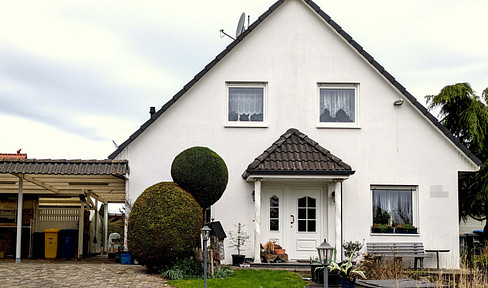 Sehr gepflegtes Einfamilienhaus mit schönem Garten in ruhiger Lage in Barleben