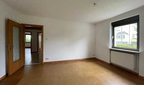 Geräumige 4-Zimmer Wohnung mit Terrasse und Garten in ruhiger Lage in Aschaffenburg/Schweinheim