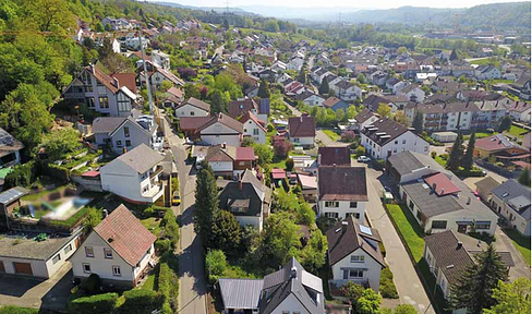 Unbebautes Grundstück zum Verkauf/ zu vermieten