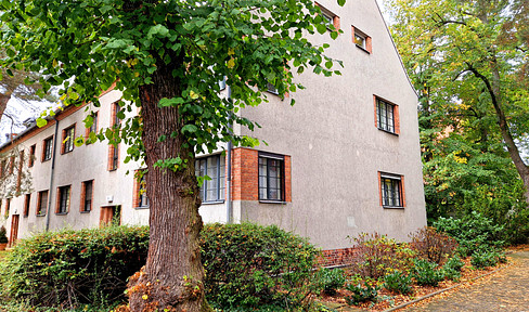 Vacant, quiet 2.5-room corner apartment in the countryside