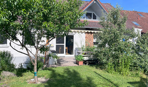 Half house / Spacious 5.5 room apartment with beautiful garden and two terraces