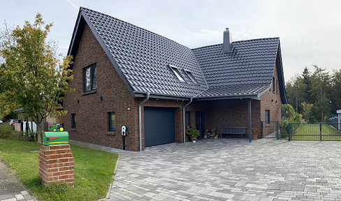 Detached house/two-family house in Nordholz