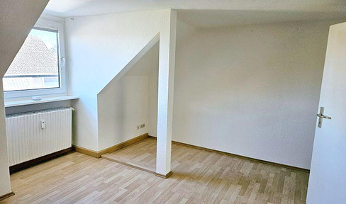 Very nice 2 room apartment with fitted kitchen in Mainz-Mombach