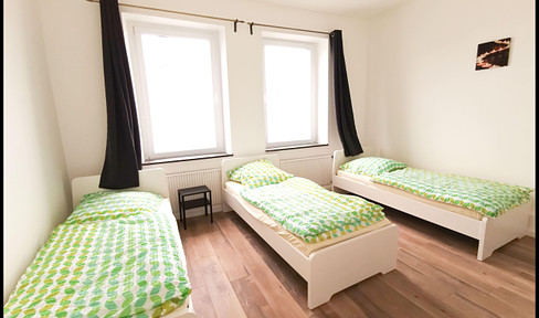 Vacation apartment/fitter's room (OFFICIAL) in Leverkusen. Yield: 10.25% p.A. possible